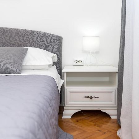 Apartments Doris Zadar Bagian luar foto