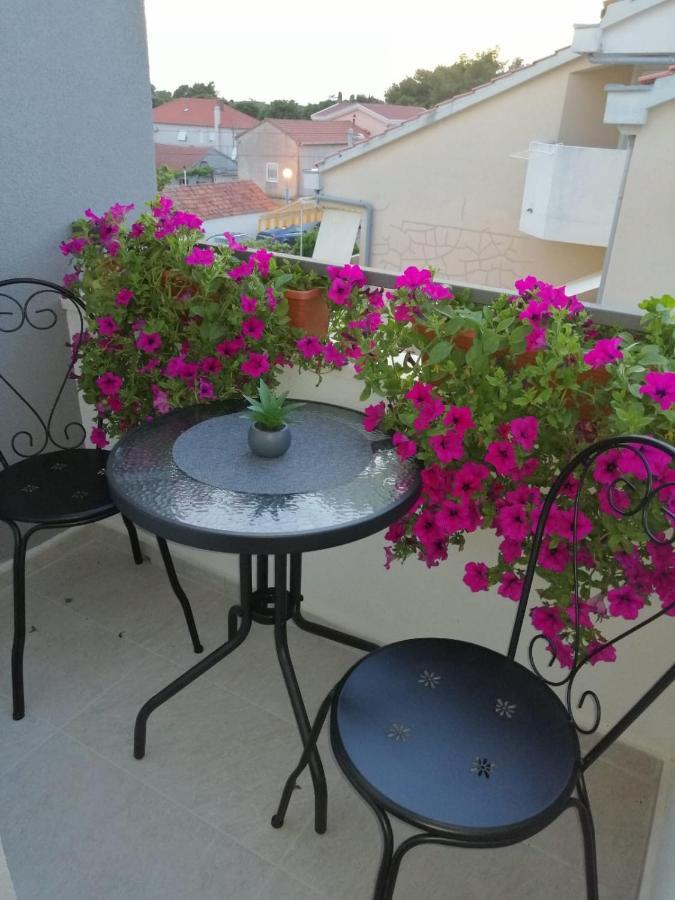 Apartments Doris Zadar Bagian luar foto
