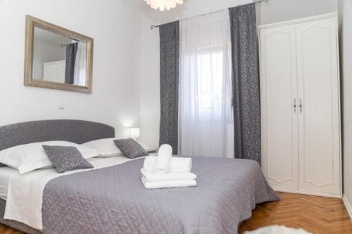 Apartments Doris Zadar Bagian luar foto